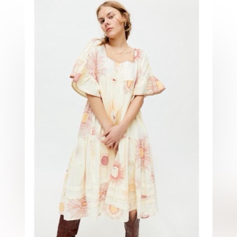 Urban Outfitters Total Eclipse Printed Midi Dress - Picture 2 of 7